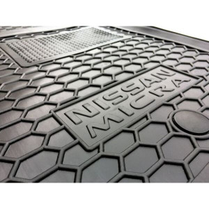 Коврик в  багажник