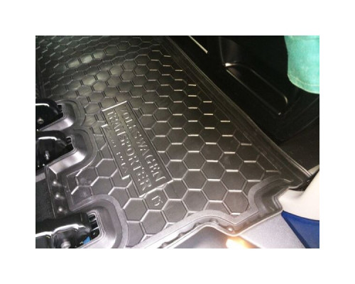 Автомобильные коврики в салон Volkswagen T5 Caravelle 2010- (2-й ряд) с печкой (Avto-Gumm)