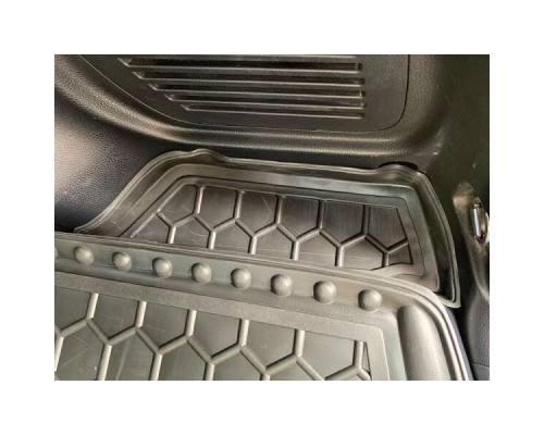 Автомобильный коврик в багажник Toyota RAV4 2013- (полноразмерка) (Avto-Gumm)