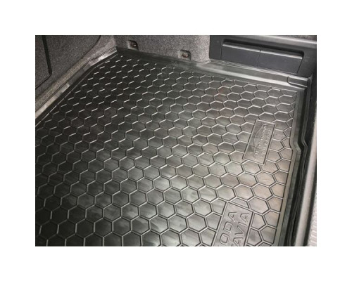 Автомобильный коврик в багажник Skoda Octavia A7 2013- Universal (Avto-Gumm)