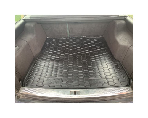 Автомобильный коврик в багажник Audi A6 (C5) 1998-2005 Universal (Avto-Gumm)