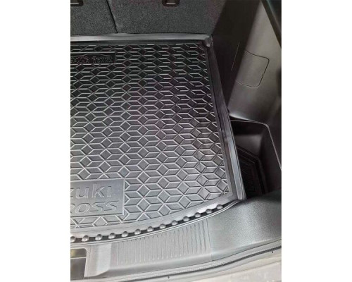 Автомобильный коврик в багажник Suzuki S-Cross 2022- верхняя полка (AVTO-Gumm)