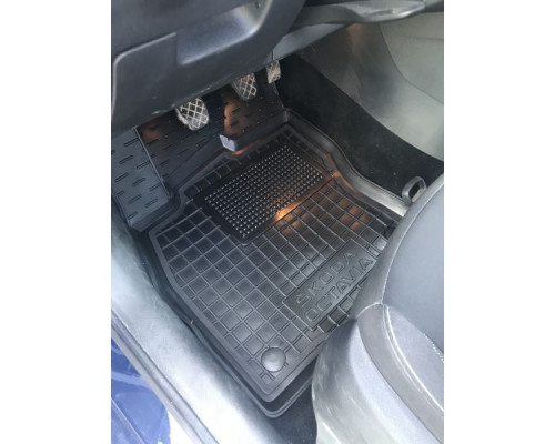 Автомобильные коврики в салон Skoda Octavia A7 2013- (Avto-Gumm)