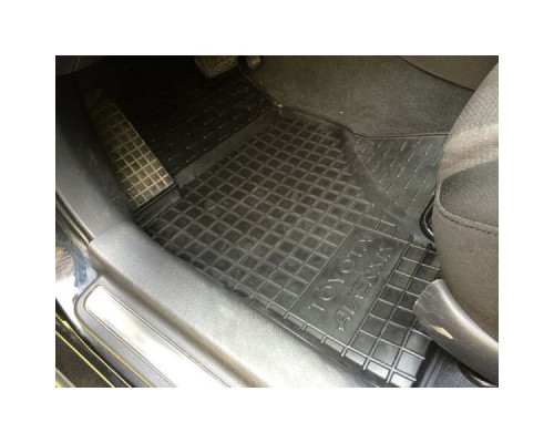Автомобильные коврики в салон Toyota Avensis 2003-2009 (Avto-Gumm)