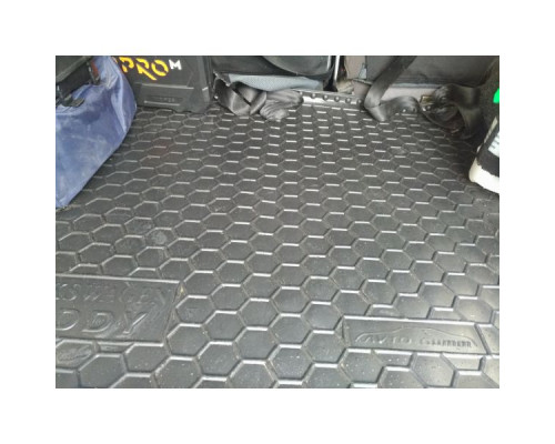 Автомобильный коврик в багажник Volkswagen Caddy 2004- (Avto-Gumm)