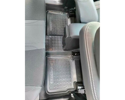 Автомобильные коврики в салон Suzuki S-Cross 2022- (AVTO-Gumm)