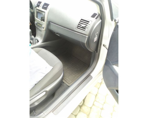 Гибридные коврики в салон Toyota Avensis 2009- (Avto-Gumm)