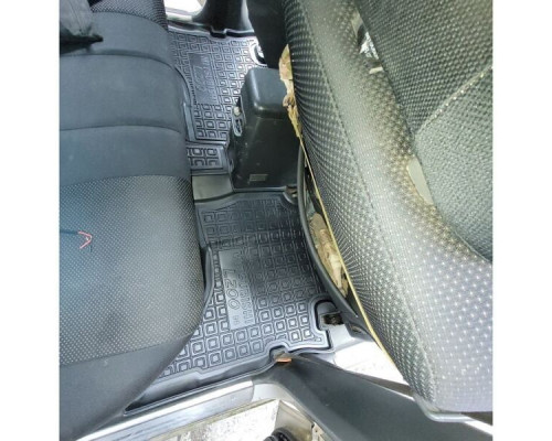 Автомобильные коврики в салон Mitsubishi L200 Double Cab 1996-2006 (AVTO-Gumm)