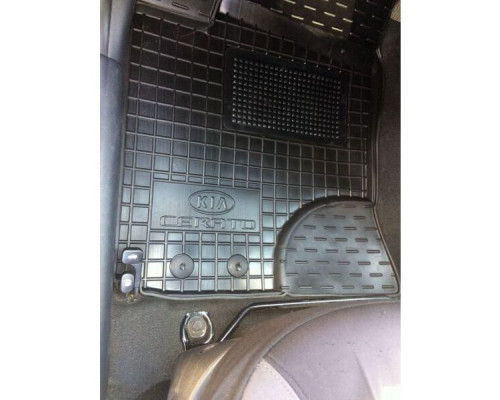 Передние коврики в автомобиль Kia Cerato 2009-2013 (Avto-Gumm)