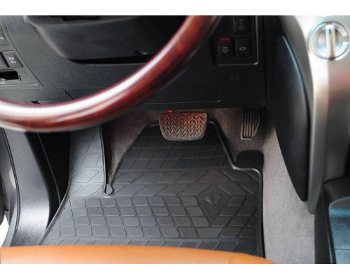 Коврики резиновые Land Cruiser 200 (2007-....) комплект из 4 штук