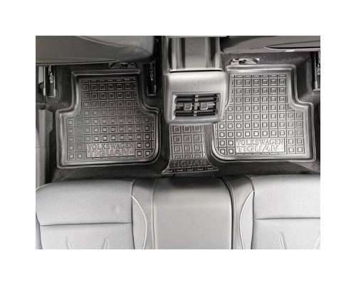 Автомобильные коврики в салон Volkswagen Tiguan 2024- (AVTO-Gumm)