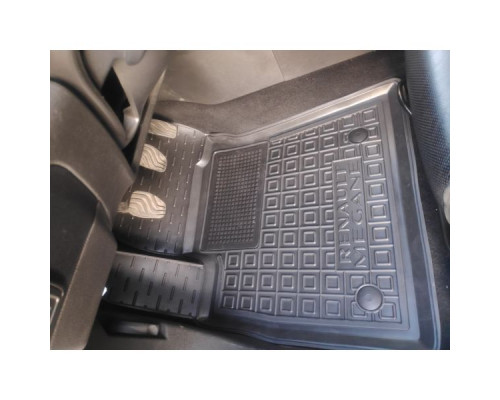 Автомобильные коврики в салон Renault Megane 4 2016- Sedan/Universal (Avto-Gumm)