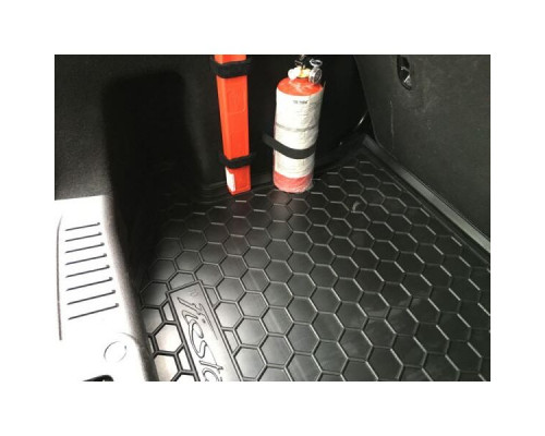 Автомобильный коврик в багажник Ford Fiesta 2008-2015 (Avto-Gumm)
