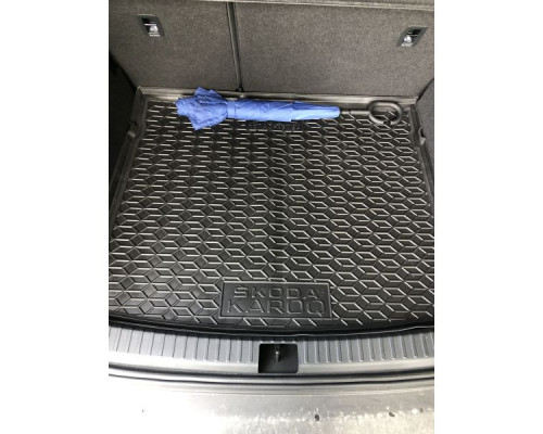 Автомобильный коврик в багажник Skoda Karoq 2018- верхний для двухуровневого пола (Avto-Gumm)