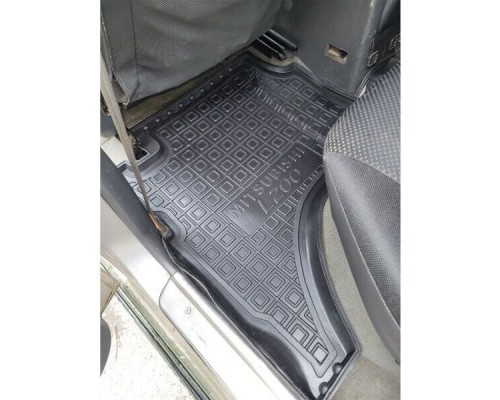 Автомобильные коврики в салон Mitsubishi L200 Double Cab 1996-2006 (AVTO-Gumm)