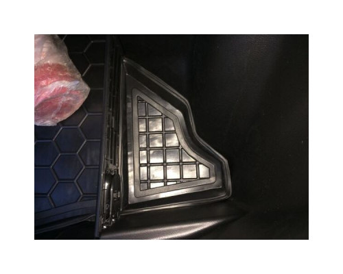 Автомобильный коврик в багажник Suzuki Vitara 2014- (Avto-Gumm)