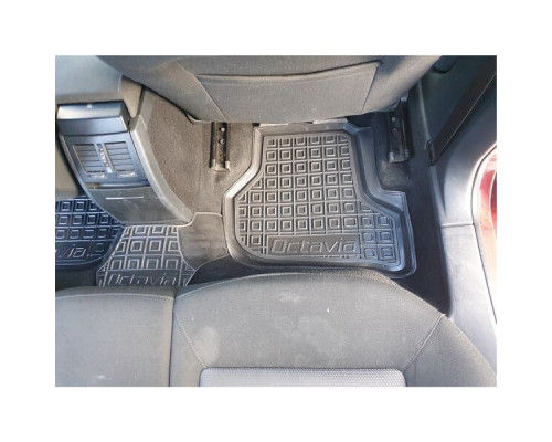 Автомобильные коврики в салон Skoda Octavia A5 2004- (Avto-Gumm)