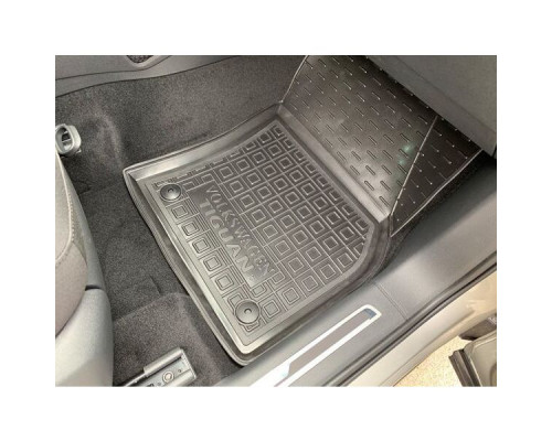 Передние коврики в автомобиль Volkswagen Tiguan 2016- (Avto-Gumm)