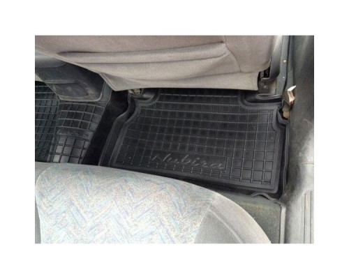 Автомобильные коврики в салон Daewoo Nubira 1997- (Avto-Gumm)