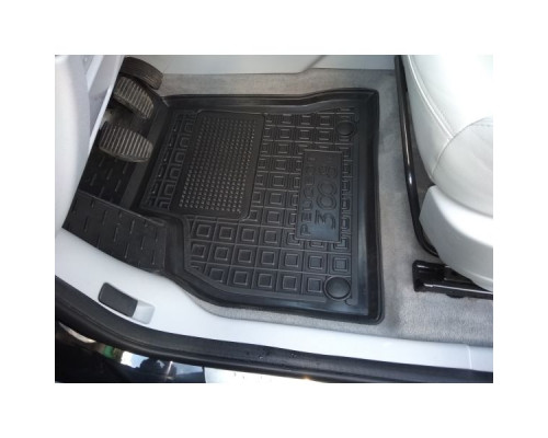 Автомобильные коврики в салон Peugeot 3008 2010-2016 (Avto-Gumm)