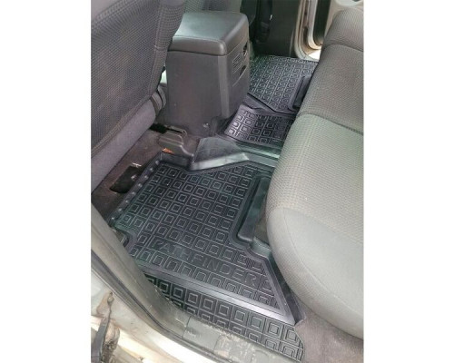 Автомобильные коврики в салон Nissan Pathfinder (R51) 2005-2010 (AVTO-Gumm)
