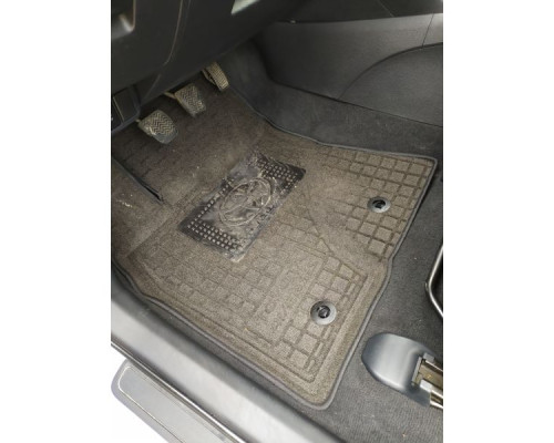 Гибридные коврики в салон Toyota Avensis 2009- (Avto-Gumm)