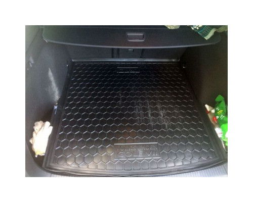 Автомобильный коврик в багажник Volkswagen Golf 7 2013- Universal (Avto-Gumm)