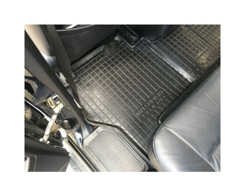 Автомобильные коврики в салон Mitsubishi Pajero Wagon 3/4 99-/07- (Avto-Gumm)