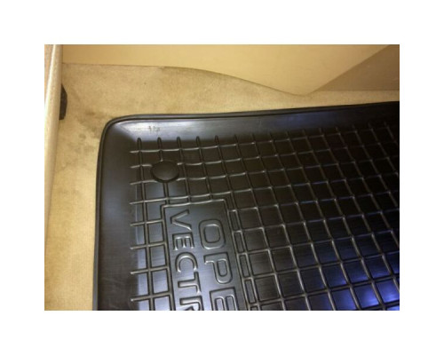 Автомобильные коврики в салон Opel Vectra C 2002- Hb/Sd (Avto-Gumm)