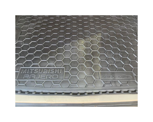 Автомобильный коврик в багажник Mitsubishi Pajero Wagon 3/4 99-/07- (Avto-Gumm)