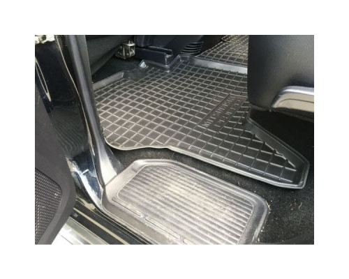 Автомобильные коврики в салон Mitsubishi Pajero Wagon 3/4 99-/07- (Avto-Gumm)