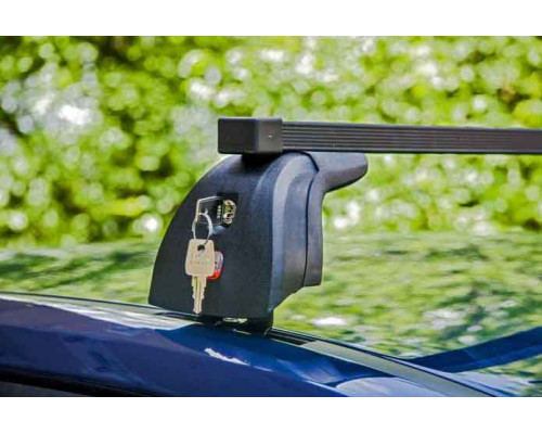 Багажник в штатные места Amos Beta